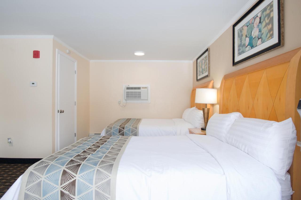 Mount Royal Inn Adams Kültér fotó