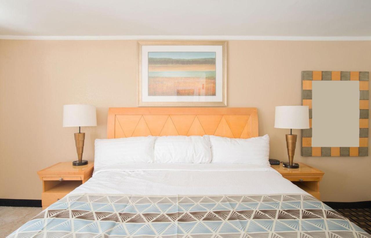 Mount Royal Inn Adams Kültér fotó